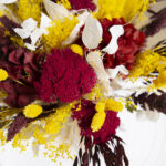 Bouquet de fleurs séchées couleurs chaudes